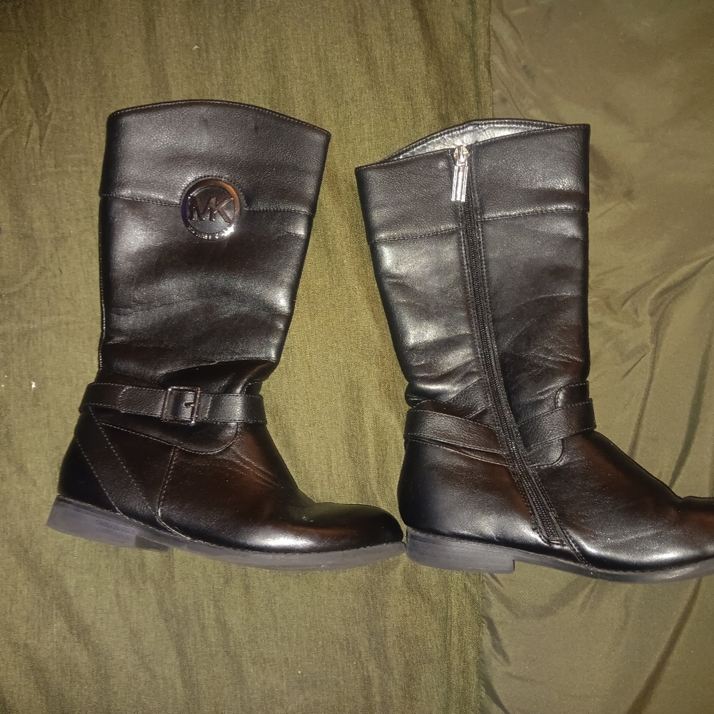 Michael Koors women's boots size 6